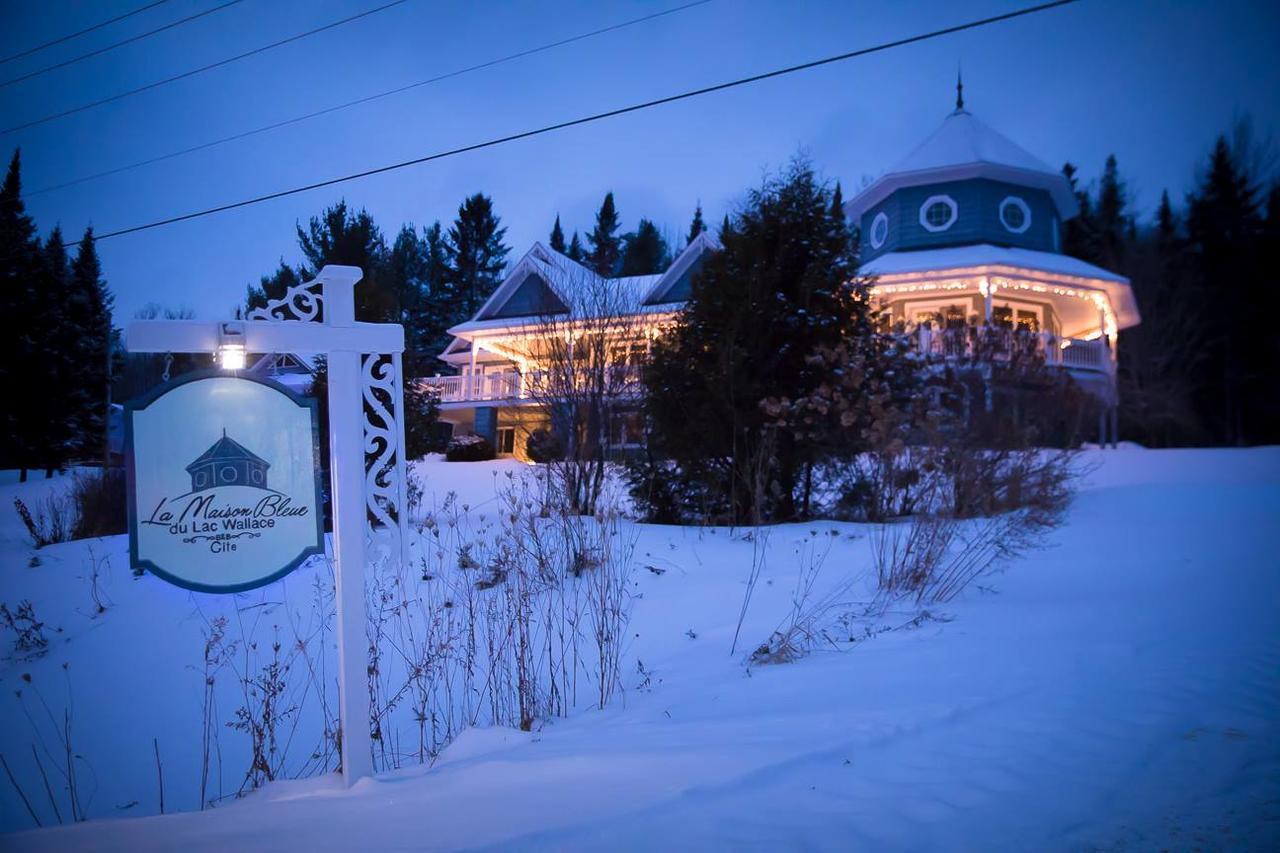 La Maison Bleue Du Lac Wallace Coaticook Exterior foto