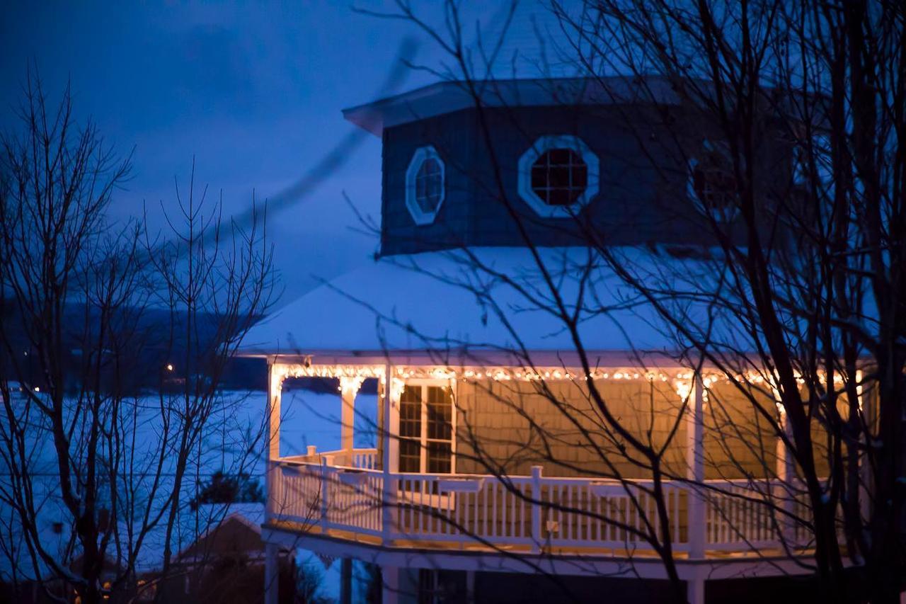 La Maison Bleue Du Lac Wallace Coaticook Exterior foto